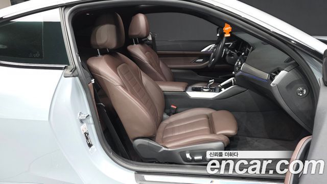 BMW 4 Series (G22) 420i M Sport Performance Coupe 2023 — фото 11