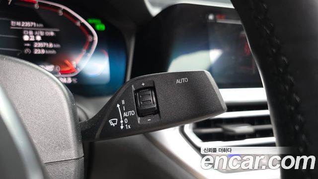 BMW 4 Series (G22) 420i M Sport Performance Coupe 2023 — фото 18