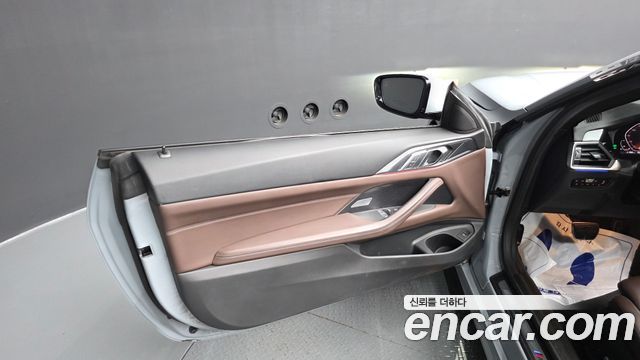 BMW 4 Series (G22) 420i M Sport Performance Coupe 2023 — фото 25