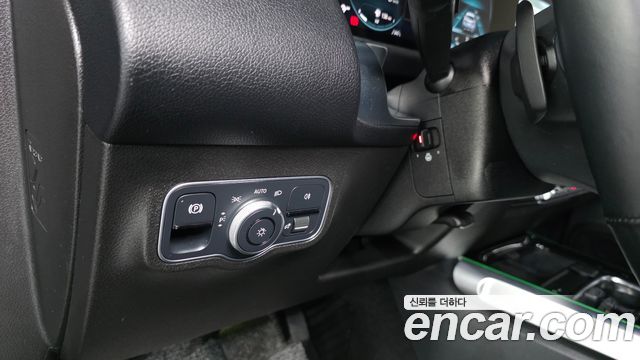 Mercedes-Benz GLB-Class (X247) GLB220 2021 — фото 12