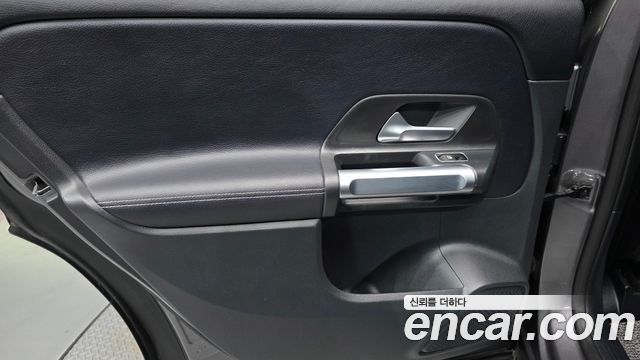 Mercedes-Benz GLB-Class (X247) GLB220 2021 — фото 25