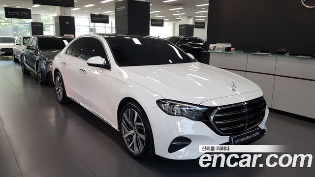 Mercedes-Benz E-Class (W214) E220d 4MATIC Exclusive 2024 — фото 3