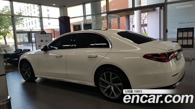 Mercedes-Benz E-Class (W214) E220d 4MATIC Exclusive 2024 — фото 8