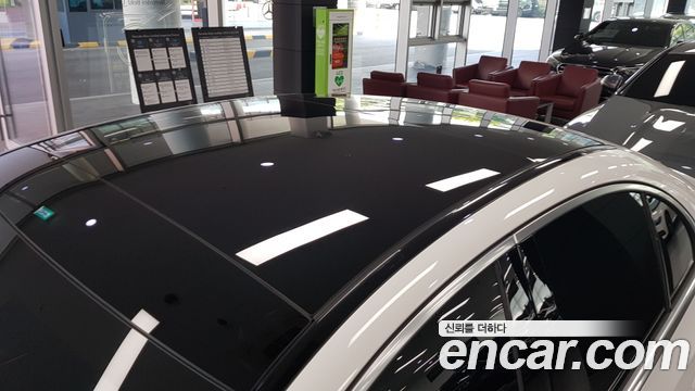 Mercedes-Benz E-Class (W214) E220d 4MATIC Exclusive 2024 — фото 10