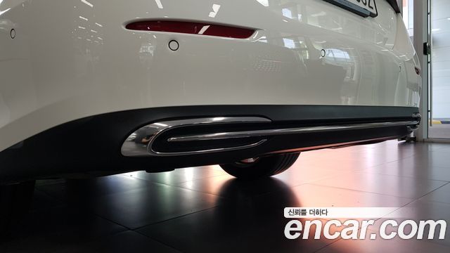 Mercedes-Benz E-Class (W214) E220d 4MATIC Exclusive 2024 — фото 15