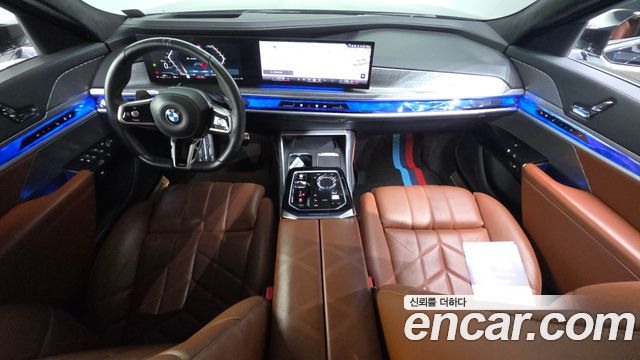 BMW 7 Series (G70) 740i sDrive M Sport 2023 — фото 7