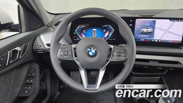 BMW 1 Series (F70) 120 2025 — фото 12