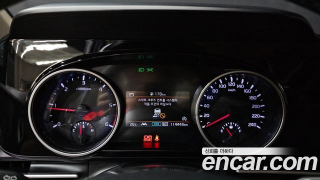 Kia Carnival (IV) Diesel 7-Seater Noblesse 2023 — фото 8