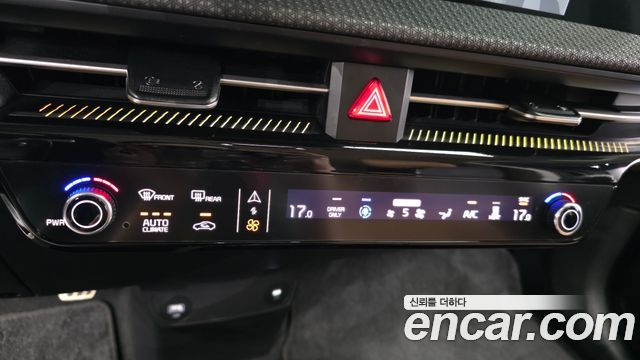 Kia EV6 Long Range Earth 2023 — фото 16