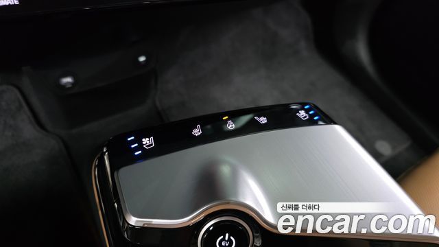 Kia EV6 Long Range Earth 2023 — фото 17