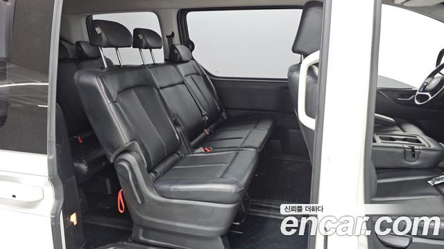 Hyundai Staria Tourer 9-Seater Modern 2022 — фото 11