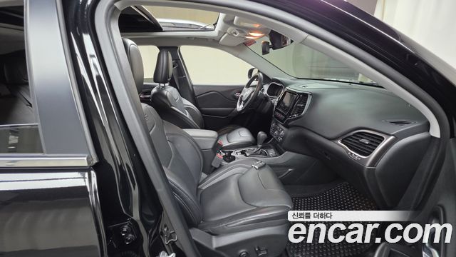 Jeep Cherokee (KL) 2.4 Limited 2WD 2021 — фото 10