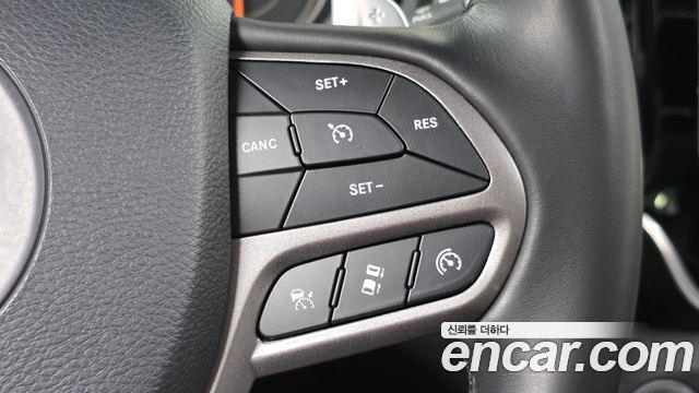 Jeep Cherokee (KL) 2.4 Limited 2WD 2021 — фото 16
