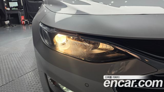 Chevrolet Malibu 2.0 Turbo LT Special 2021 — фото 22