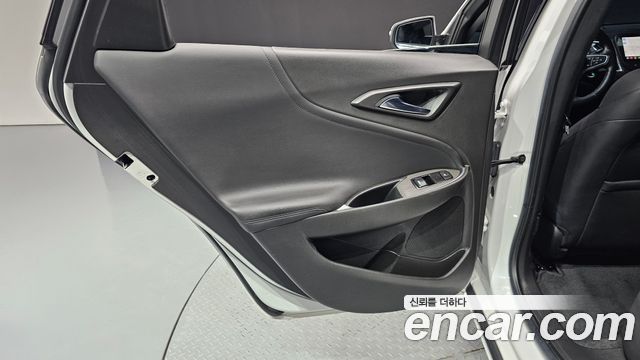 Chevrolet Malibu 2.0 Turbo LT Special 2021 — фото 25