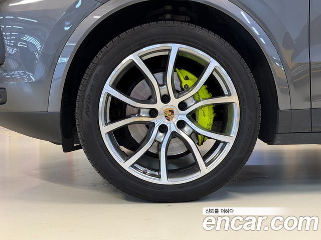 Porsche Cayenne (PO536) 3.0 S E-Hybrid Coupe 2020 — фото 4