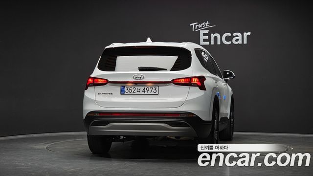 Hyundai Santa Fe Gasoline 2.5T 2WD Exclusive 2022 — фото 4