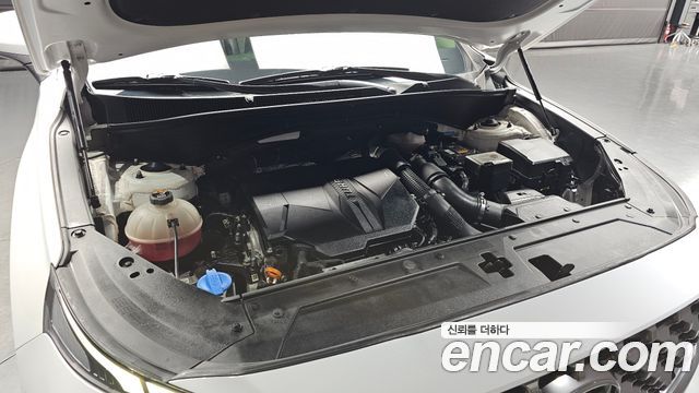 Hyundai Santa Fe Gasoline 2.5T 2WD Exclusive 2022 — фото 6