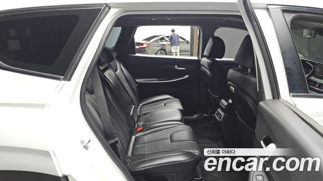 Hyundai Santa Fe Gasoline 2.5T 2WD Exclusive 2022 — фото 11