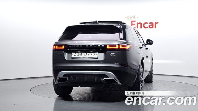 Land Rover Range Rover Velar 3.0 D300 R-Dynamic SE 2018 — фото 4