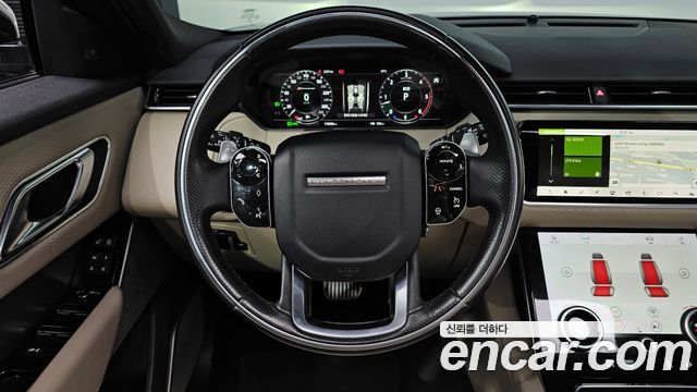 Land Rover Range Rover Velar 3.0 D300 R-Dynamic SE 2018 — фото 13