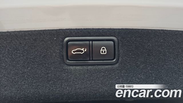 Genesis G80 3.3 GDI AWD Prestige 2018 — фото 27