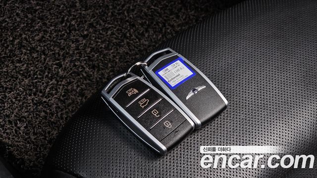Genesis G80 3.3 GDI AWD Prestige 2018 — фото 40