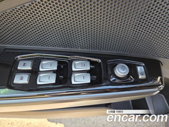 KG Mobility (SsangYong) Tivoli Air 1.6 RX 2WD 2017 — фото 16