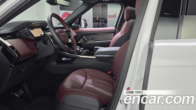 Land Rover Range Rover Sport (III) P550E Dynamic HSE 2026 — фото 3
