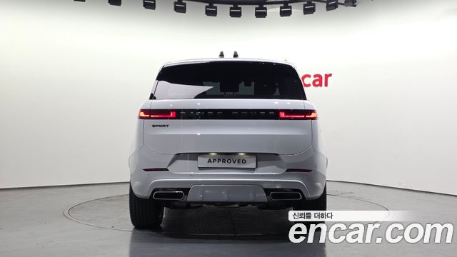 Land Rover Range Rover Sport (III) P550E Dynamic HSE 2026 — фото 6