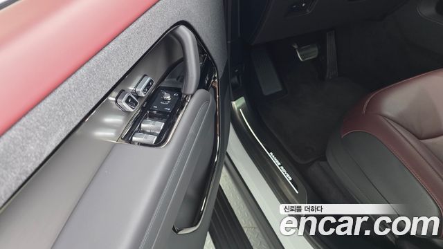 Land Rover Range Rover Sport (III) P550E Dynamic HSE 2026 — фото 20