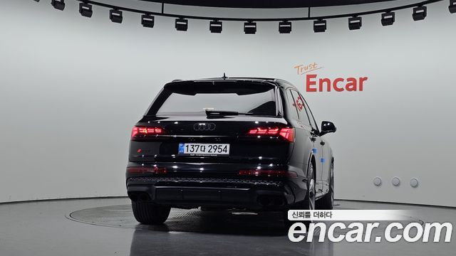 Audi SQ7 (4M) 4.0 TFSI Quattro 2025 — фото 4