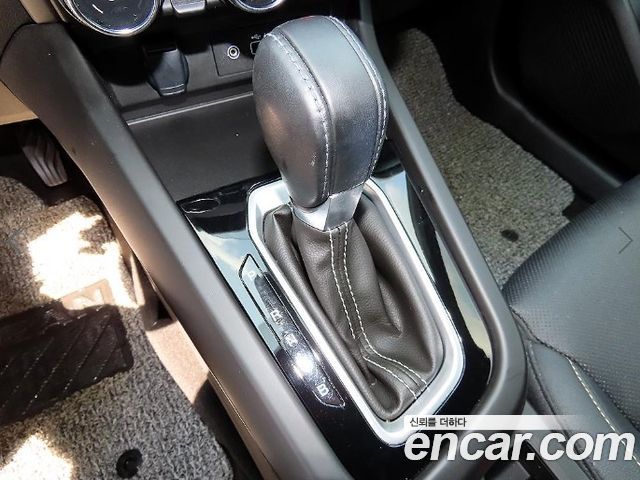 Renault Korea Arkana 1.6 E-TECH Techno 2025 — фото 10