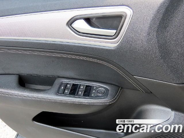 Renault Korea Arkana 1.6 E-TECH Techno 2025 — фото 15