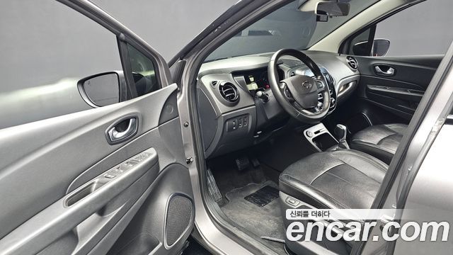 Renault Korea QM3 RE 2019 — фото 10