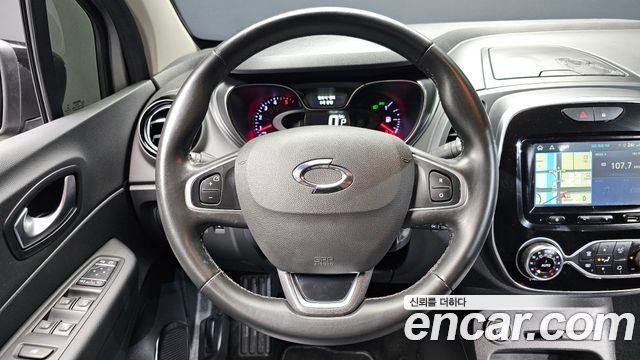 Renault Korea QM3 RE 2019 — фото 13