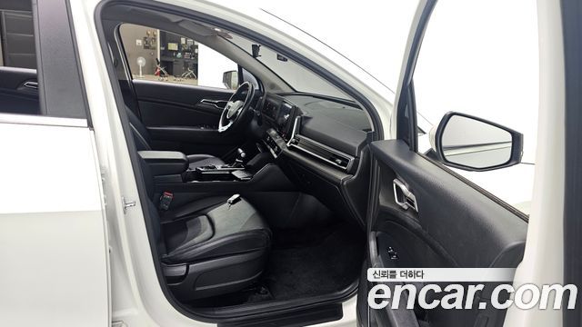 Kia Sportage (V) Diesel 2.0 4WD Trendy 2023 — фото 19