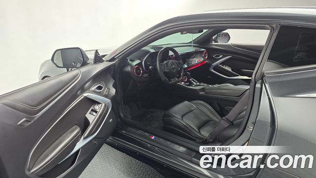 Chevrolet Camaro SS 6.2 V8 2017 — фото 10