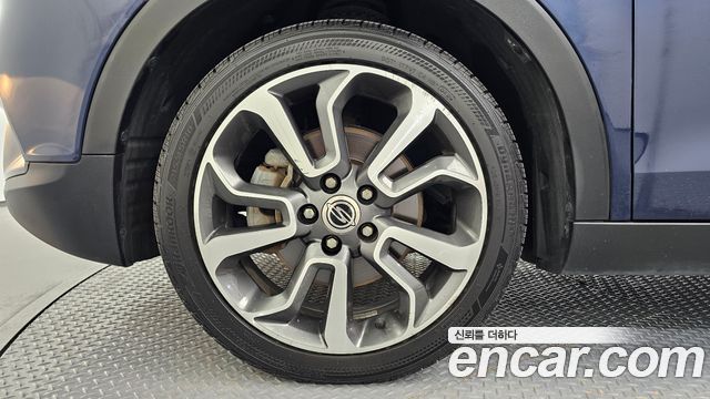 KG Mobility (SsangYong) Tivoli LX 2WD DLX 2015 — фото 5