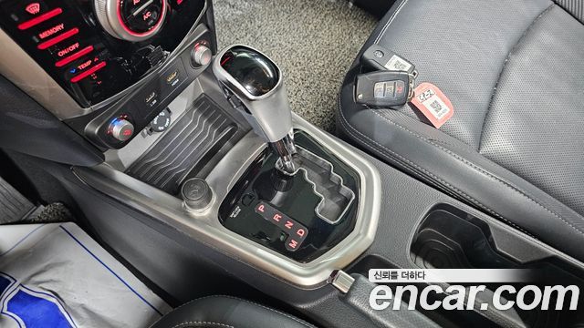 KG Mobility (SsangYong) Tivoli LX 2WD DLX 2015 — фото 9