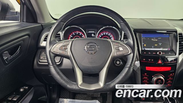 KG Mobility (SsangYong) Tivoli LX 2WD DLX 2015 — фото 13