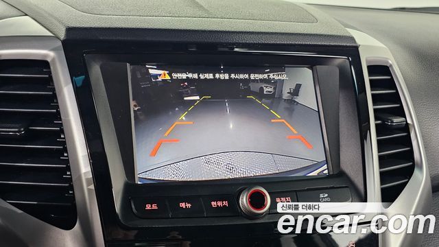 KG Mobility (SsangYong) Tivoli LX 2WD DLX 2015 — фото 14
