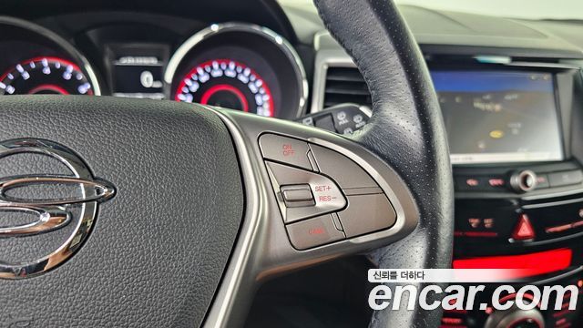KG Mobility (SsangYong) Tivoli LX 2WD DLX 2015 — фото 16