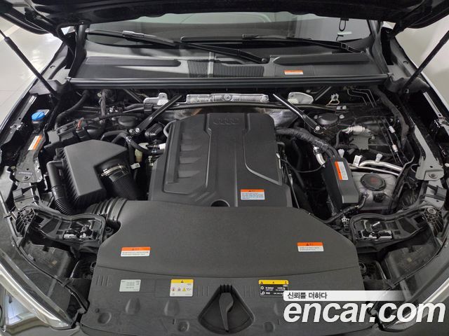 Audi Q5 (80A) 40 TFSI Quiattro Advanced 2025 — фото 6