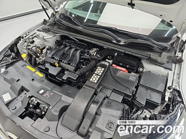 Renault Korea SM6 2.0 LPe SE 2020 — фото 6