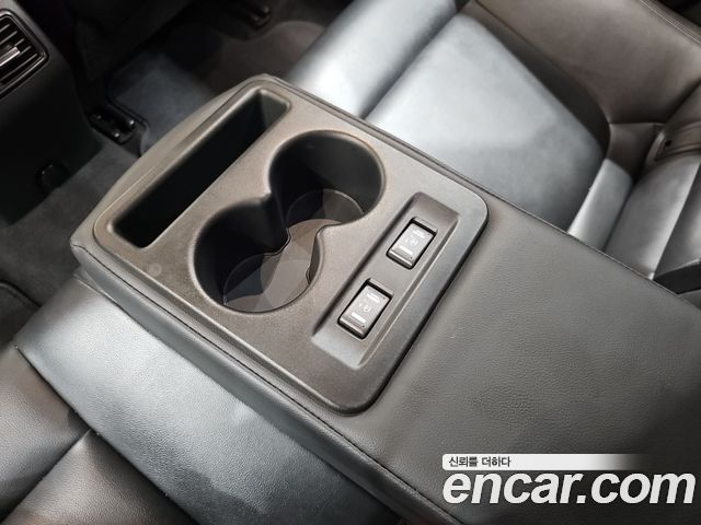 Renault Korea SM6 2.0 LPe SE 2020 — фото 17