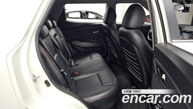 KG Mobility (SsangYong) Tivoli Air Diesel IX 2WD 2019 — фото 12