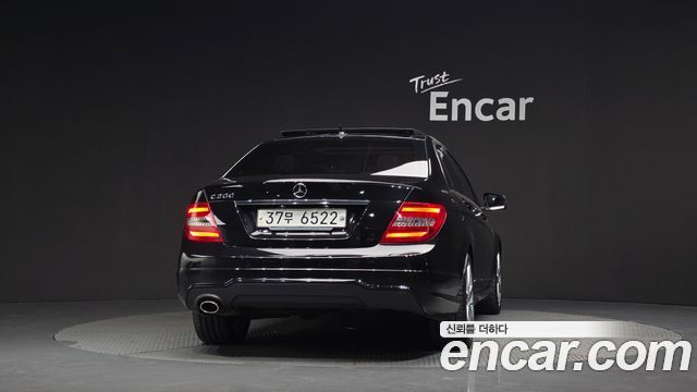 Mercedes-Benz C-Class (W204) C200 CGI Avantgarde Style Package 2013 — фото 4