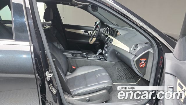 Mercedes-Benz C-Class (W204) C200 CGI Avantgarde Style Package 2013 — фото 10