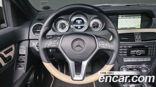 Mercedes-Benz C-Class (W204) C200 CGI Avantgarde Style Package 2013 — фото 15